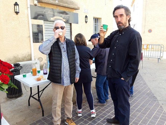 Tast de vi forçat per Sant Jordi a Paretstortes