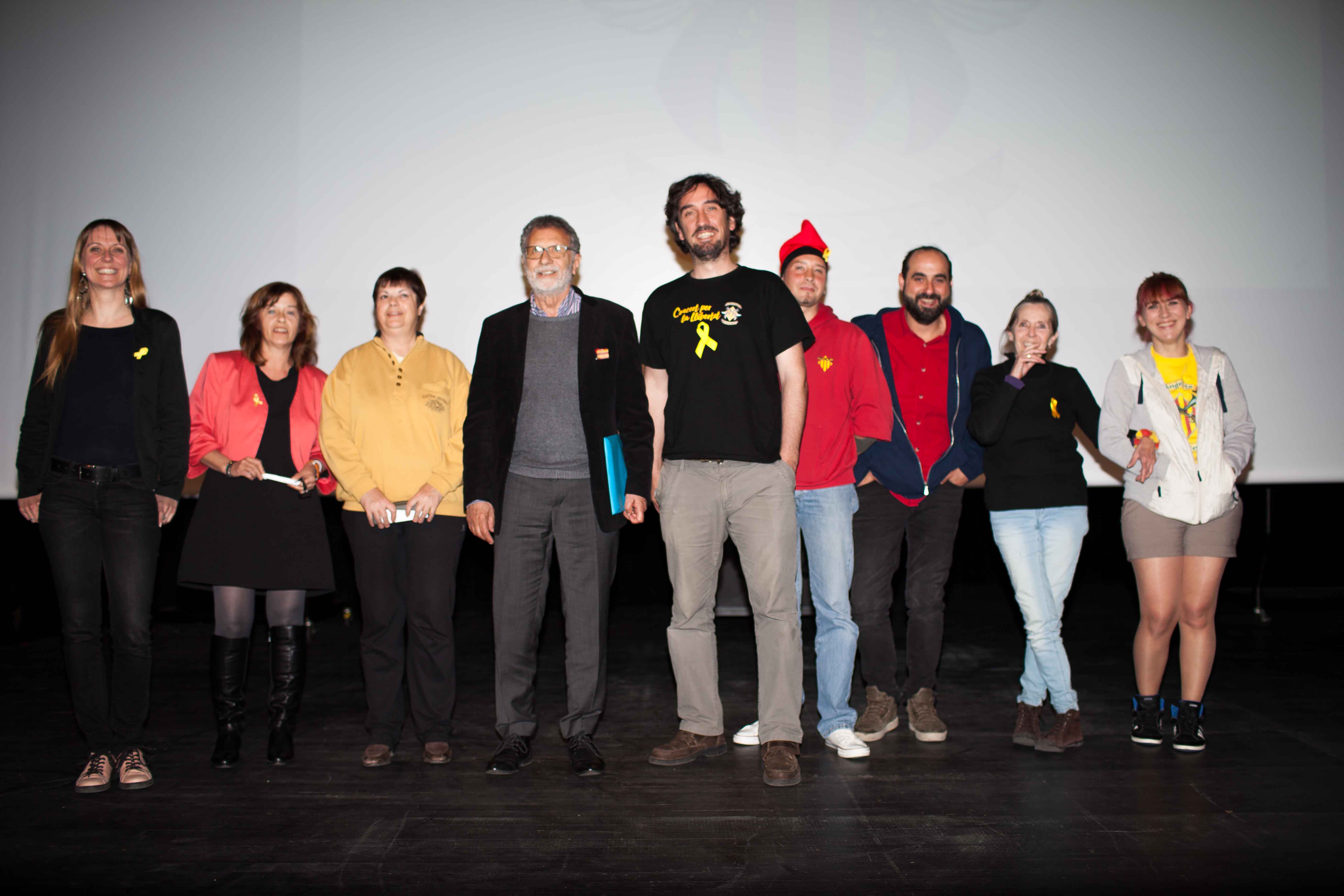 Exposition Visca per la Llibertat à Port-Vendres, en présence du maire