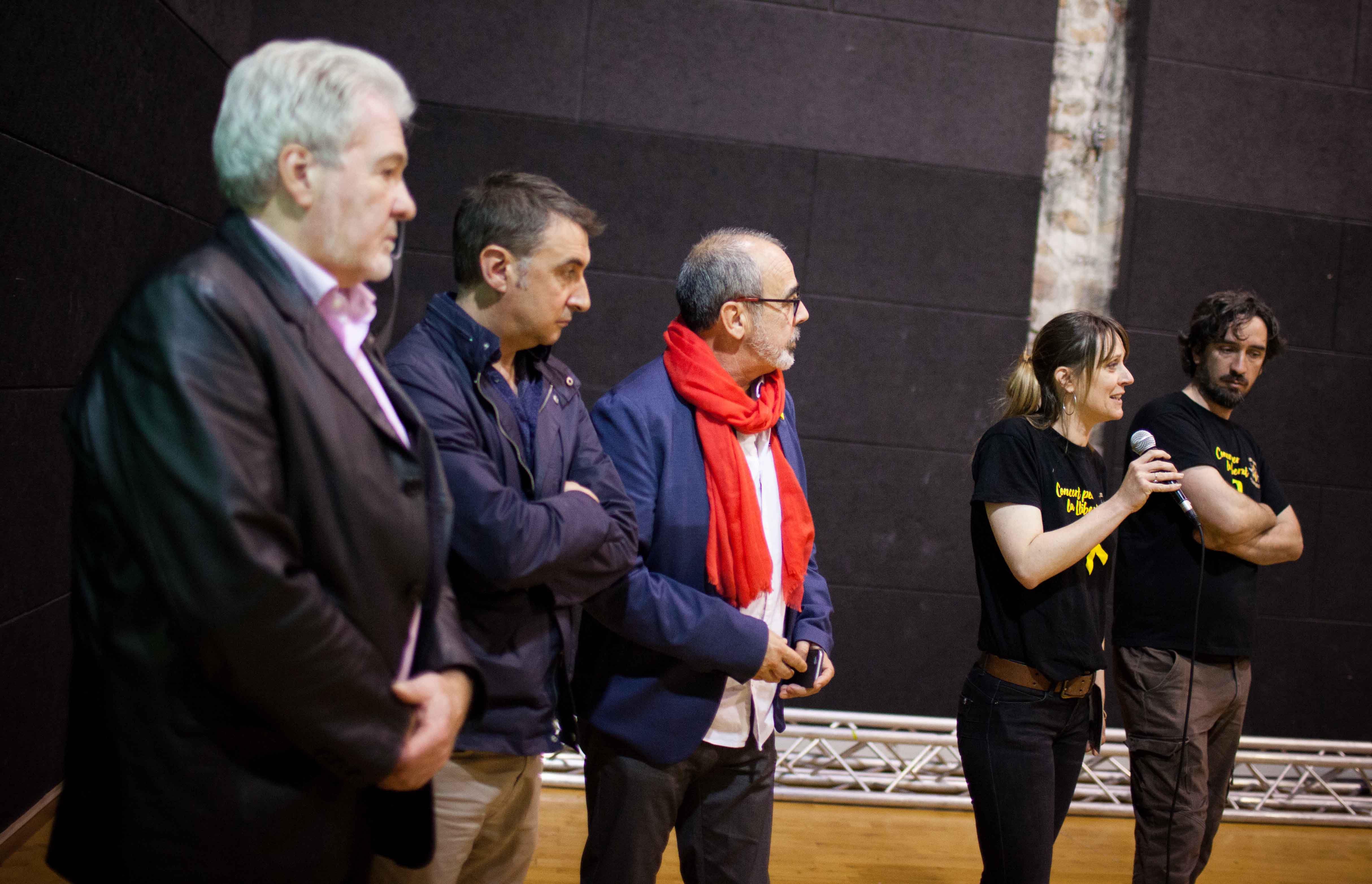 Exposition à Alénya, en présence du maire Jean-André Magdalou