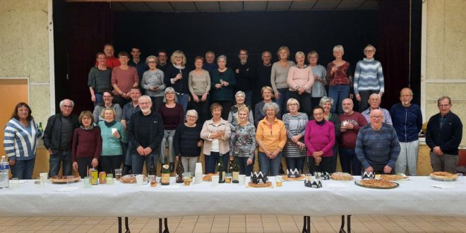 Primera sessió de sardanes del Foment de Sant Genís de Fontanes