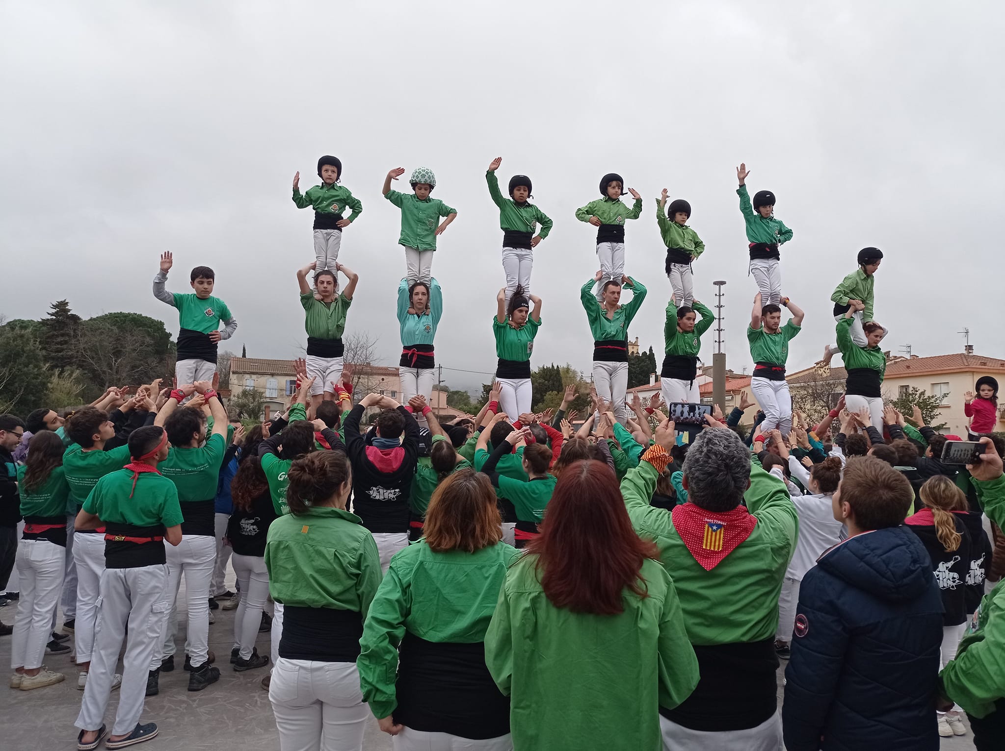 Les castellers à Sant Genís de Fontanes