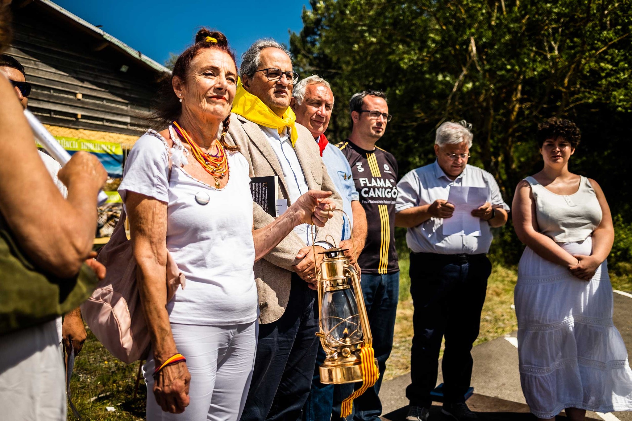 Flama del Canigó au Col d'Ares : discours de Marie Costa, maire d'Els Banys
