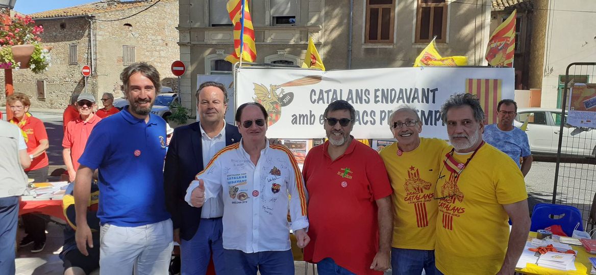 "Diada de la catalanitat" de Sant Hipòlit de la Salanca: concert Joan Ortiz, xerrada Ramon Faura, parda Angelets
