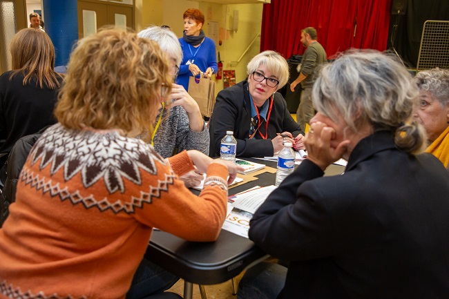 Sant Llorenç de la Salanca va participar a la 1a Trobada sense fronteres de municipis catalans