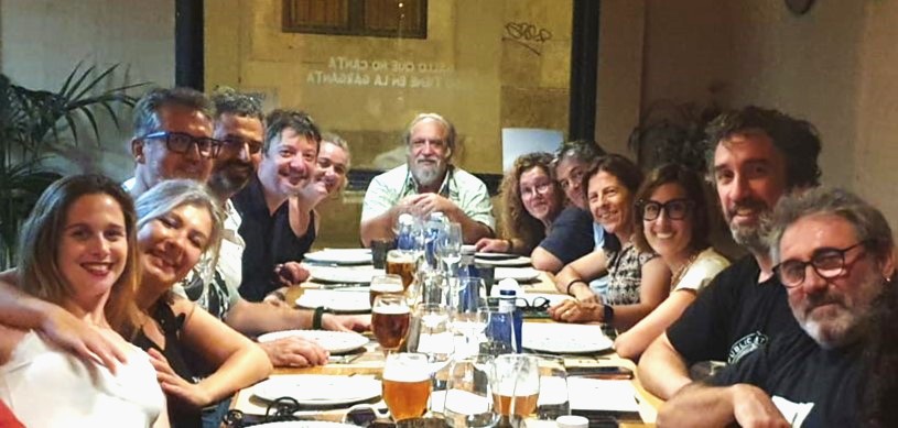 Els Angelets de la Terra a Barcelona amb l'actor català Sergi Lopez